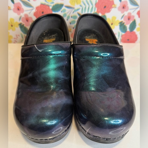 Dansko Professional Clog Petrol Patent Leather Iridescent EU 38 / Women’s US 7.5 - Picture 3 of 7
